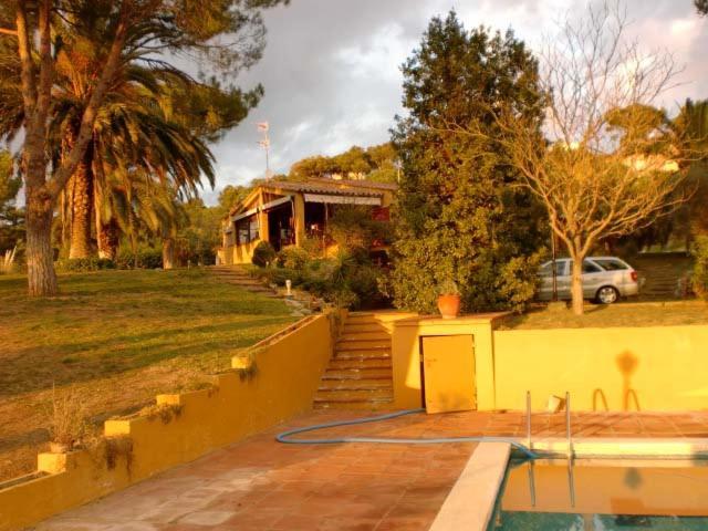 Puig Gros Hotel Mont-ras  Exterior foto
